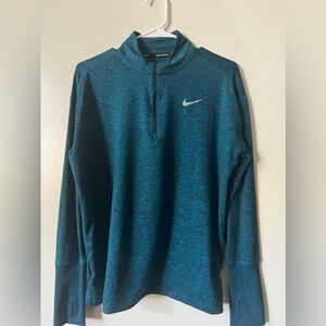 Nike Women's Long-Sleeve 1/2-Zip Top